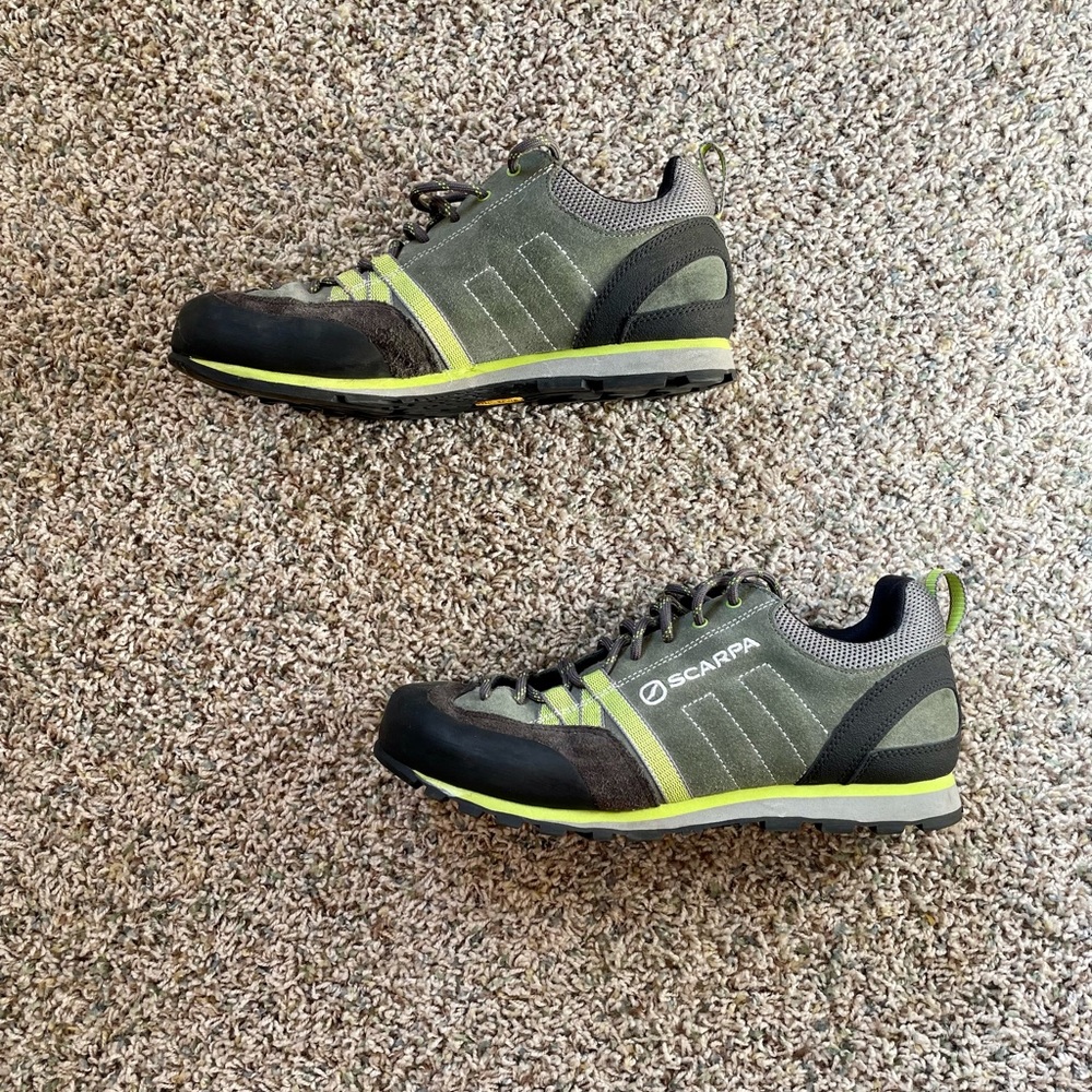 Scarpa Mens Approach Shoes